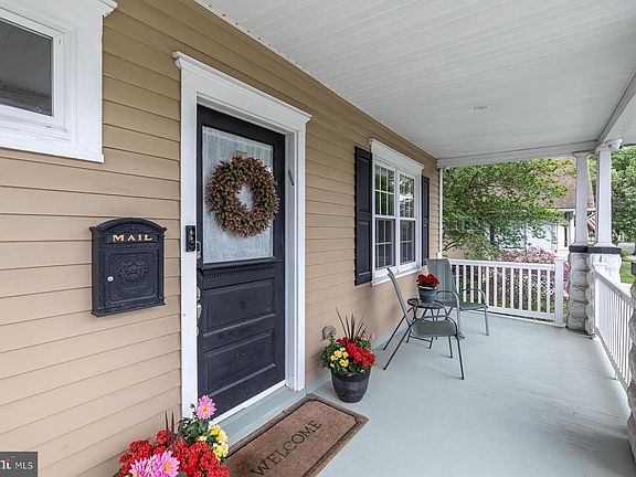 5th image of 1116 Elm Ave