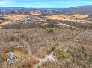 1262 Treetop Ridge Rd, Blacksburg, VA 24060