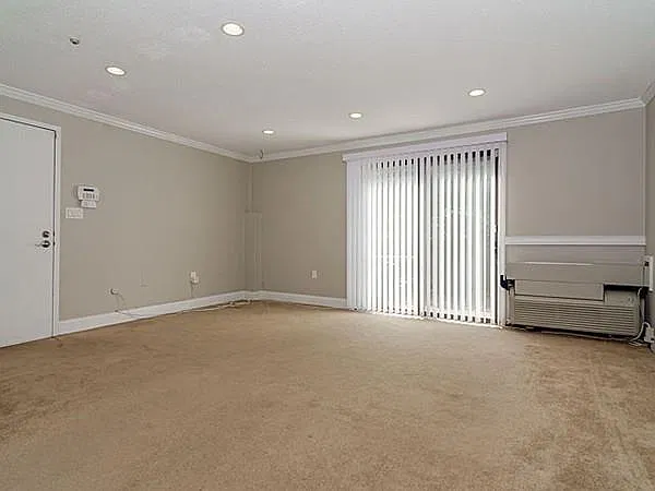 1 bed, 778 sqft, $1,900 — Photo 3