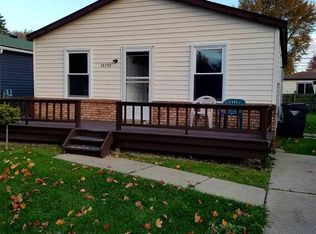 36758 Jefferson Ave, Harrison Township, MI 48045