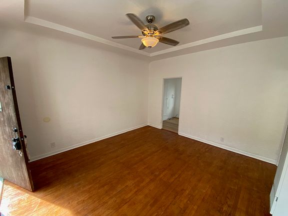 5th image of 1312 Balboa Blvd W