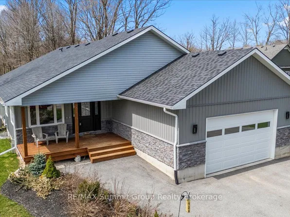 135 Confederation Dr, Holland Centre, ON N0H 1R0