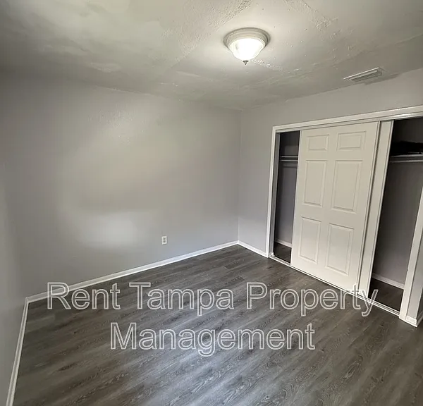 8304 N Mulberry St — Photo 9