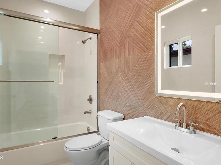 112 N Kenneth Rd #201 — Photo 14