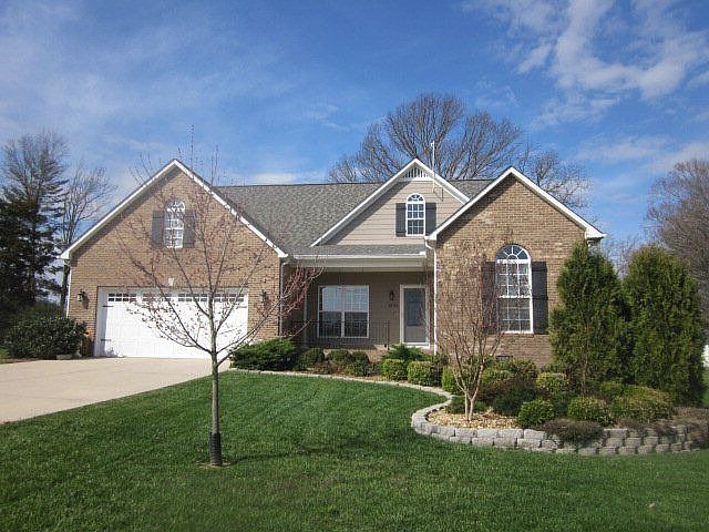 1st image of 4834 Edgebrook Dr