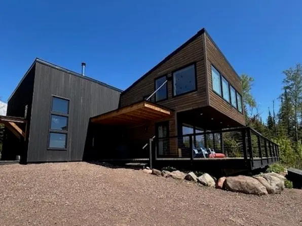 328 Gunflint Trl, Grand Marais, MN 55604