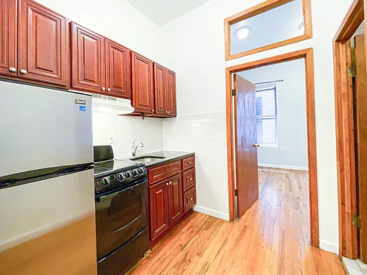 Rented by Blackwater Associates Inc. | media 33