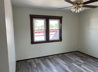 479 Cleveland St, Elyria, OH 44035