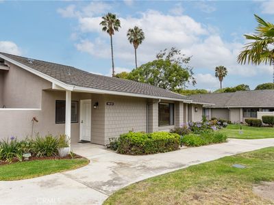 8566 Larkhall Cir UNIT 809C, Huntington Beach, CA, 92646