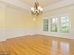 841 Leigh Mill Rd, Great Falls, VA 22066