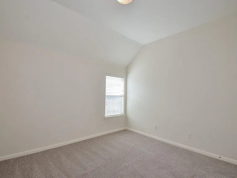 5218 Lacey Oak Meadow Dr — Photo 36
