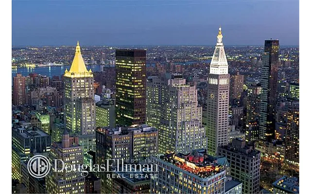 Rented by Douglas Elliman | media 7