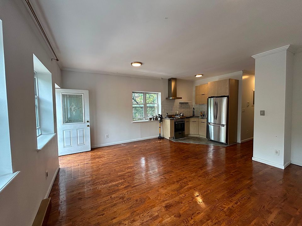 1st image of 180 W 168th St Floor 3