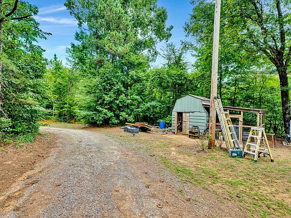 4th image of 1095 County Road 25