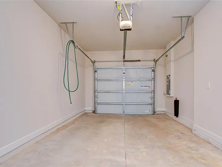 20253 Lou Angela Ln — Photo 31