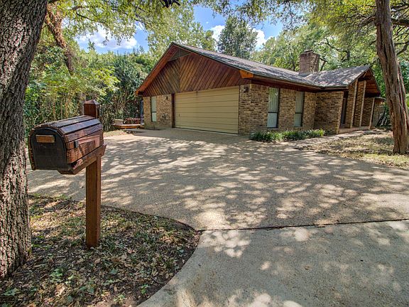 3rd image of 109 Turtle Creek Dr