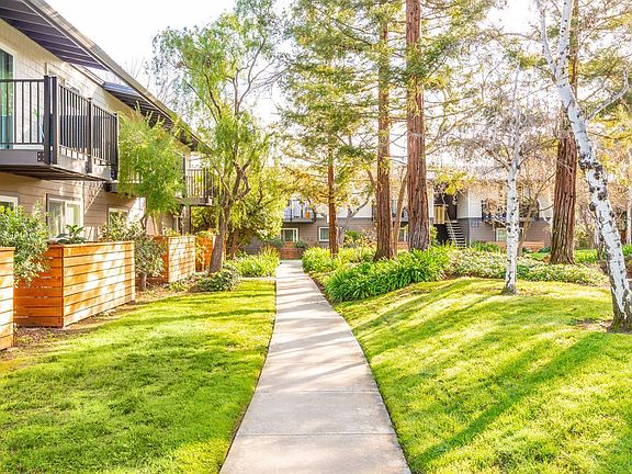 4th image of 1026 S De Anza Blvd #1807740