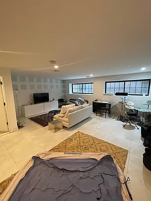 143 Woodbine Street #1