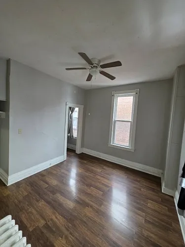2525 Peach St #5 Photo 1