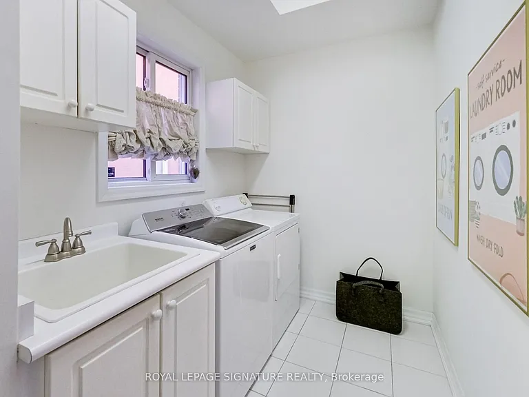 1814 Rosebank Rd — Photo 9