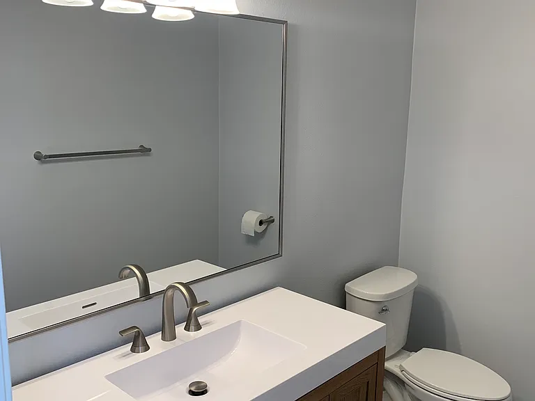 1722 Kingsdown Ct — Photo 9