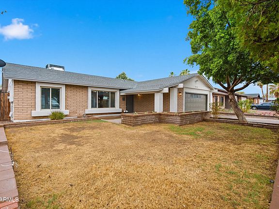 5th image of 1023 W Carter Drive