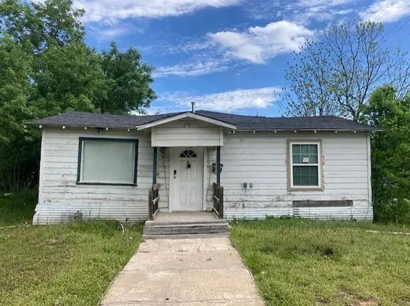 2434 S 9th St, Waco, TX 76706