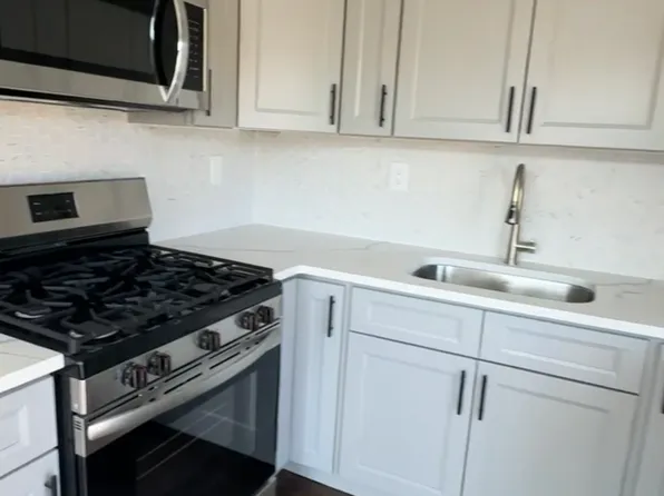 (undisclosed Address), Staten Island, NY 10306