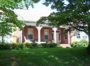 914 7th St N, Columbus, MS 39701