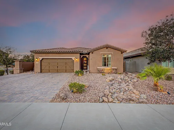 5727 S HEMET Street, Gilbert, AZ 85298