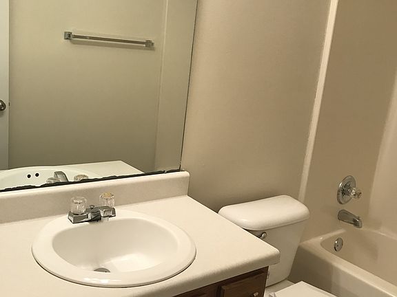 2nd image of 225 Cranklen Cir