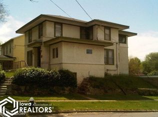 207 N Gunnison St #TOWNHOUSE, Burlington, IA