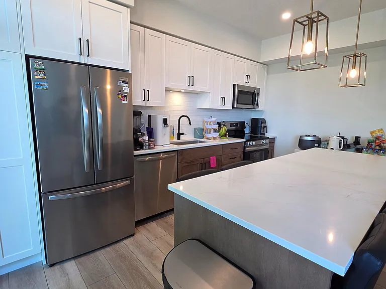 824 Woolwich St #164 — Photo 10