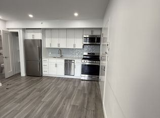31-09 31st Ave FLOOR 1, Astoria, NY 11102