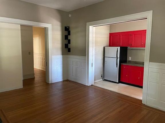 FAMILY ROOM #1