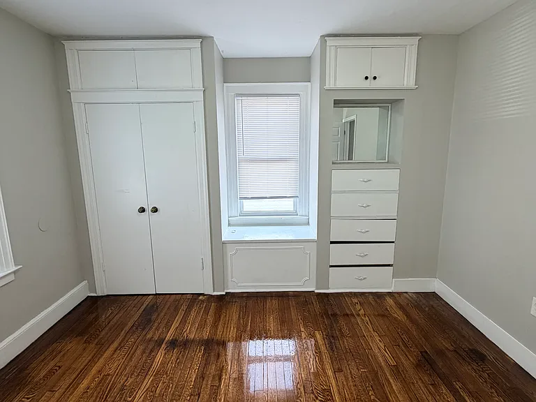 240 Fountain St — Photo 12