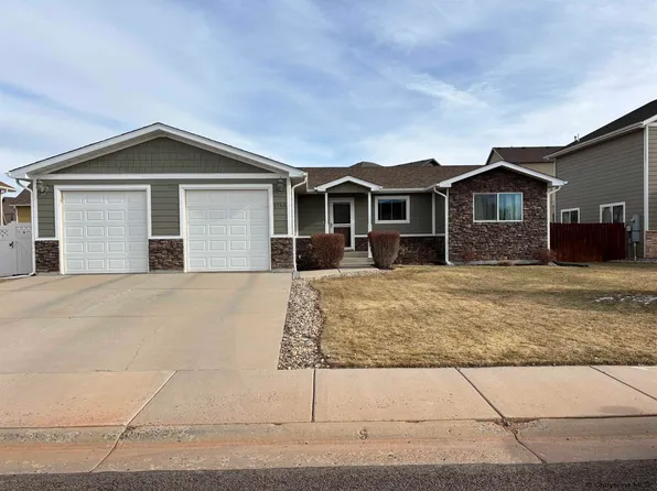 1755 Dillon St, Laramie, WY 82072