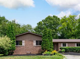2120 Arbor Ave, Wixom, MI 48393