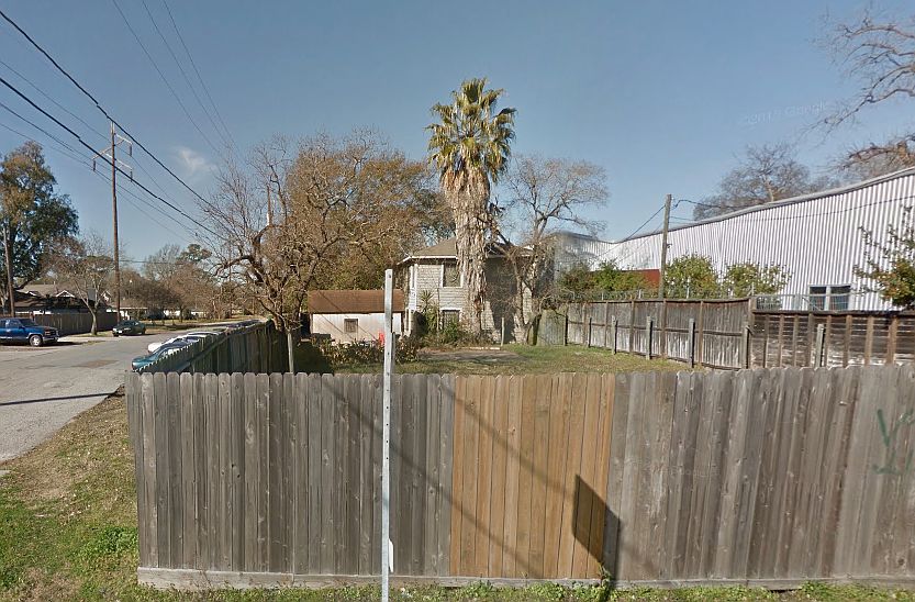 2nd image of 1511 W 12th St