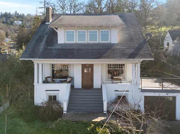 837 SE Watson St, Roseburg, OR 97470