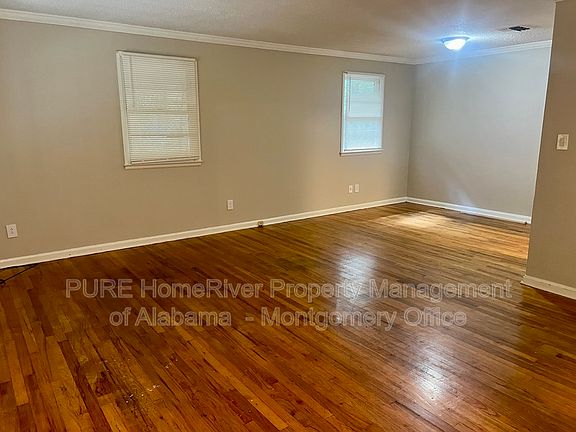 4th image of 340 Sumerset Ln