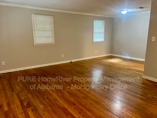 340 Sumerset Ln, Montgomery, AL 36109