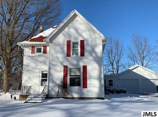 236 James St, Parma, MI 49269