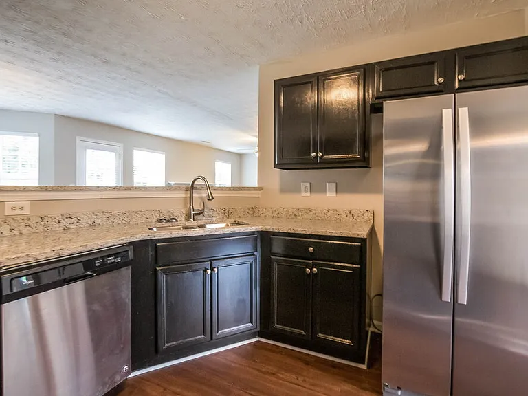 3814 Hadley Rd — Photo 5