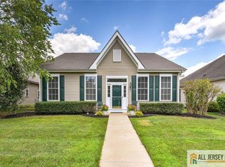 5 Trowbridge Ln, Cranbury, NJ 08512