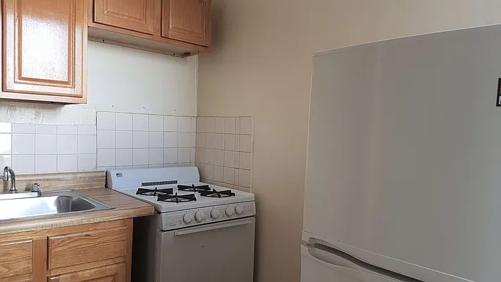 Rented by BRICK & GALO REALTY CORP | media 9