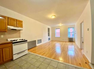 30-23 30th St #3, Astoria, NY 11102
