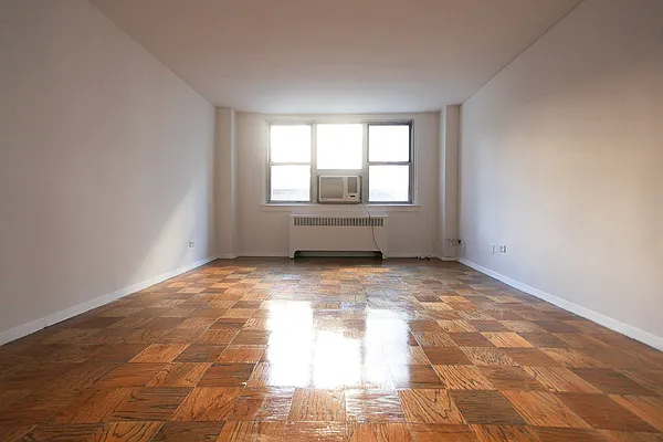 Rented by Metropolitan Property Group | media 3