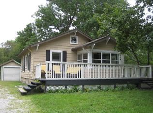 304 S Riverside Dr, Ames, IA 50010