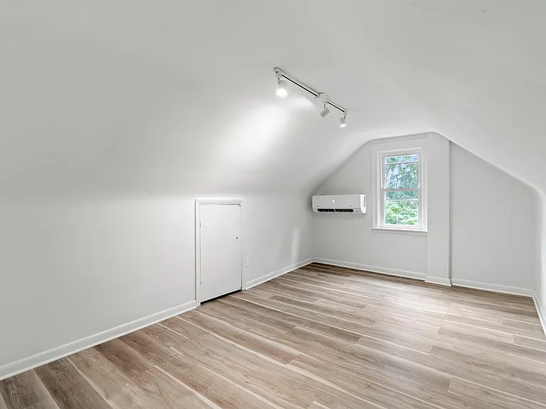 10 E Marthart Ave #2 — Photo 12
